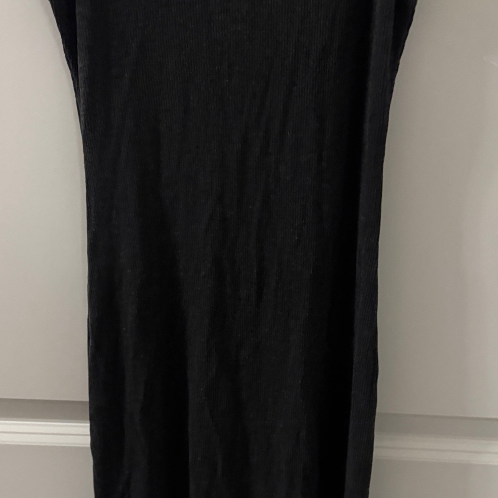 Dark Gray Ribbed Midi Dress - Picture 3 of 5